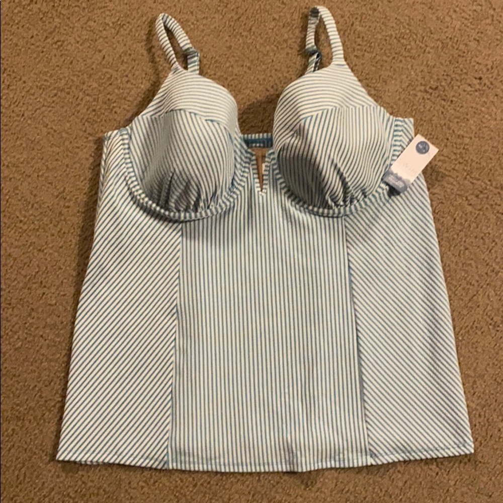 Swim top 42ddd